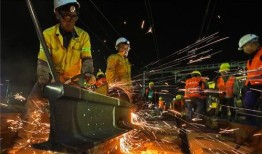 电影施工中在线观看,揭秘电影拍摄背后的惊心动魄